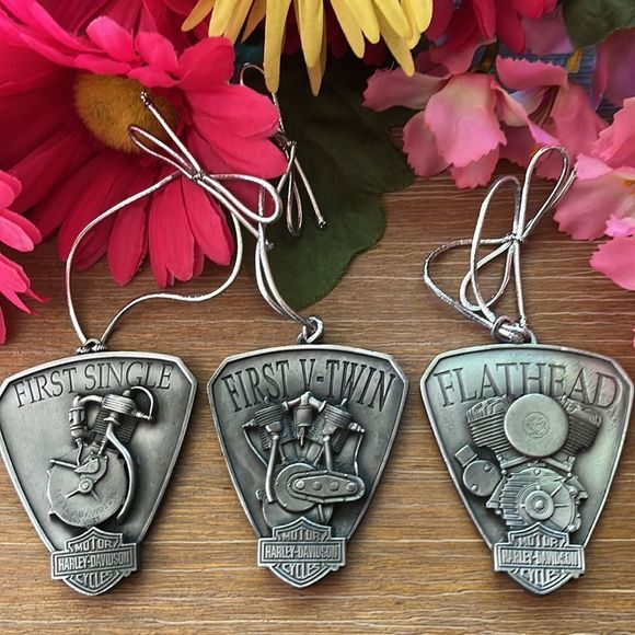 Harley-Davidson Other - Harley-Davidson Wrap Up the Rumble Christmas Ornaments 1999 Limited Edition NIB